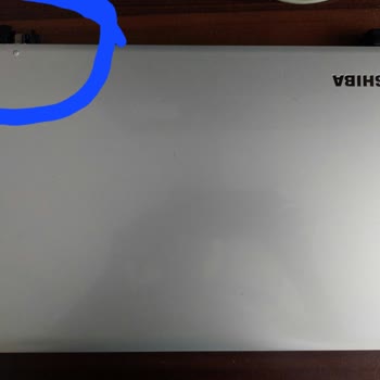 Dünya Bilgisayar Hakaretli Davranış Ve 1500 TL'lik Geçici Yapıştırma Tamiri