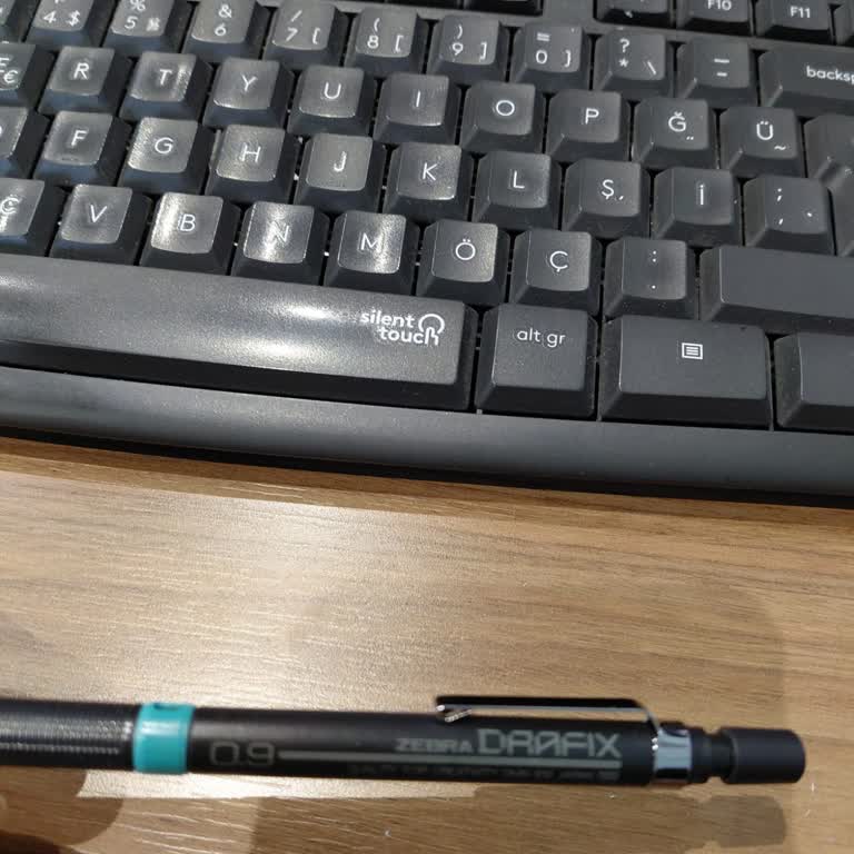 Zebra Pen Ucu Çıkmayan Kalem İçin Hızlı Değişim Ve İade Talebi