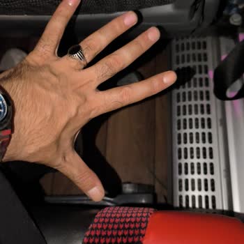 Kale Turizm'de Dar Koltuk Aralığı Uzun Yolculukta Sağlık Riskine Yol Açıyor