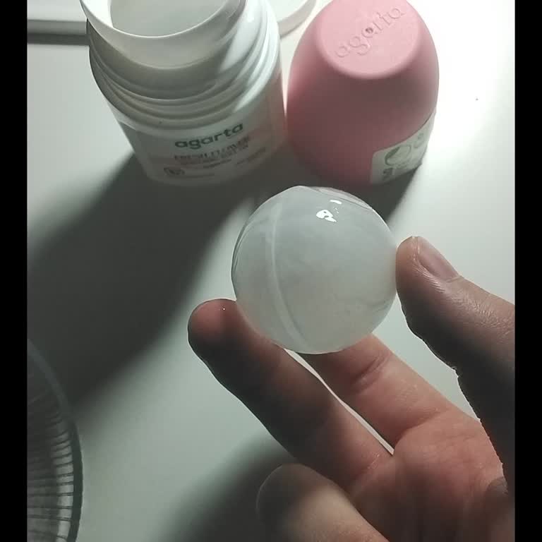 Ayıplı Roll On Ürünü Üst Kapağı Çıktı Kıyafetim Kirlendi Ve Ücret İadesi Bekliyorum