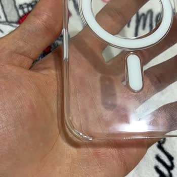 Apple Clear Case Çatladı, Hemen Değişim İstiyorum