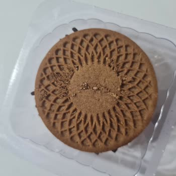 Eti Puf Kakao Granül Kaplamasında Kurt Görülmesi Hijyen Sorunu
