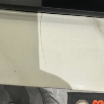 Lamar Mutfak Tezgahında Kısa Sürede Çatlaklar Garantili Ürün Sözünde Destek Yok