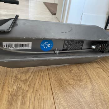 Scooter Oxelo de Decathlon No Frena y la Pintura Se Desprende