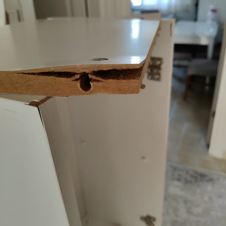 Tria 38 Banyo Dolabının Kısa Sürede Bağlantısının Ayrılması Ve Değişim Talebi