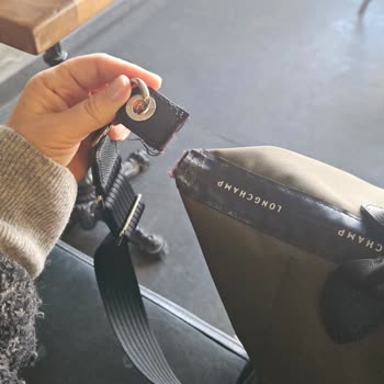 Problemas de garantía bolso Longchamp con el asa desprendida