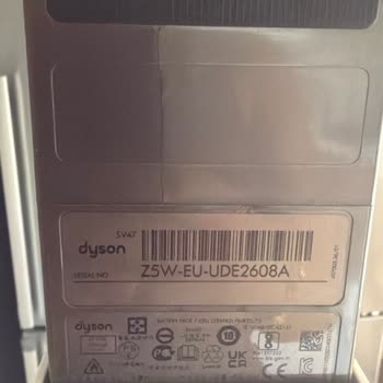 Dyson V15 Detect'te Boya Soyulması Ve Conta Deformasyonu Garantili Değişim Talebi