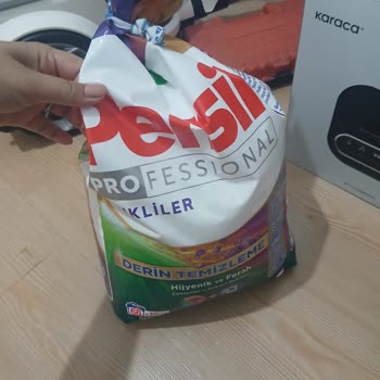Persil Renkli Deterjanı Nedeniyle Kalıcı Lekeler Ve Kötü Koku