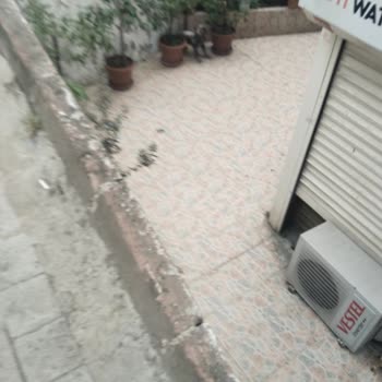 Eyüpsultan’da Çukur Ve Korkuluk Eksikliği Yaya Güvenliğini Tehdit Ediyor