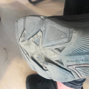Skechers Ayakkabısının Kısa Sürede Açılan Tabanı Üretim Hatası Olarak Kabul Edilmeli