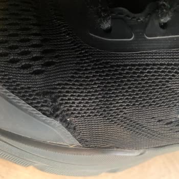 Skechers Ayakkabısının Kısa Sürede Açılan Tabanı Üretim Hatası Olarak Kabul Edilmeli