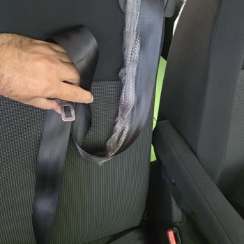 Arızalı Emniyet Kemer Mekanizması Garanti Reddi Ve Umursamaz Müşteri Hizmetleri