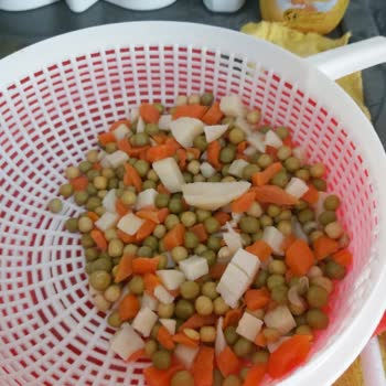 Patates Parçaları Kesilmemiş Ve Ürün Kalite Kontrolü Güvenimi Sarsıyor