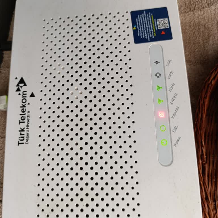 Yeşil Modem Işığına Rağmen İnternet Yok, Uygulama Çöküyor Ve Destek Alamıyorum