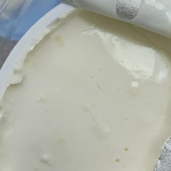 BİM Aknaz Taze Peynirde Son Kullanma Tarihine Rağmen Küflenme Ve Sağlık Riski