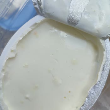 BİM Aknaz Taze Peynirde Son Kullanma Tarihine Rağmen Küflenme Ve Sağlık Riski