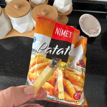 Dondurulmuş Patateste Siyah Yabancı Parçalar Ve Sağlık Riski