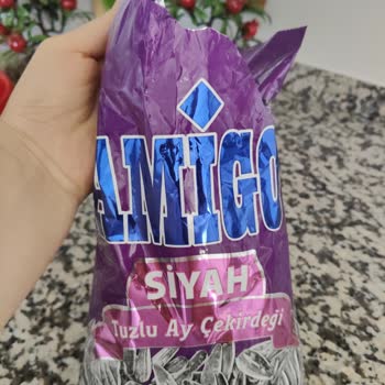 Amigo Ay Çekirdeğinde Yabancı Madde Keşfi
