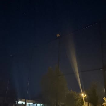 Silivri Belediyesi Projektörlerin Çalışmaması Yaz Akşamlarında Saha Kullanılamaz