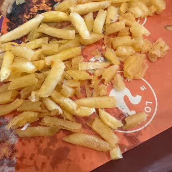 Vialand Popeyes Şubesinde Boş İçli Patates Kızartması Kalitesiz