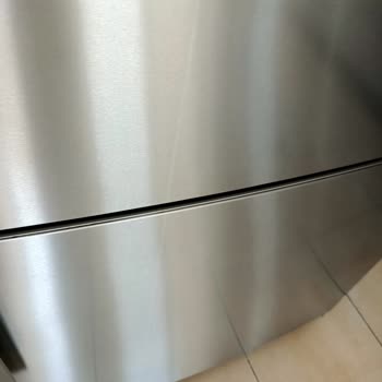 Vestel Buzdolabının Kapak Boyası Çizgileri Ücretsiz Değişim Talebi