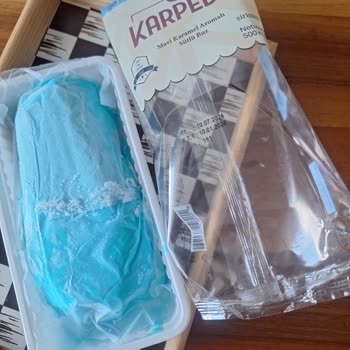Karpedo Mavi Karamelli Dondurması Bozuk Çıktı, Midede Rahatsızlık Ve İade Talebi