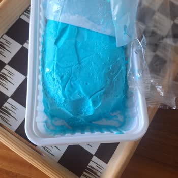 Karpedo Mavi Karamelli Dondurması Bozuk Çıktı, Midede Rahatsızlık Ve İade Talebi