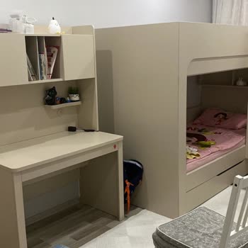 Çilek Mobilya’da Showroomda Görülen Masayla Gelen Masada Renk Ve Kulp Uyuşmazlığı