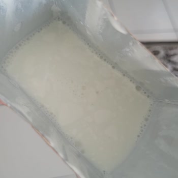 Migros'tan Alınan Sek Sütü Ocağa Koyunca Patladı