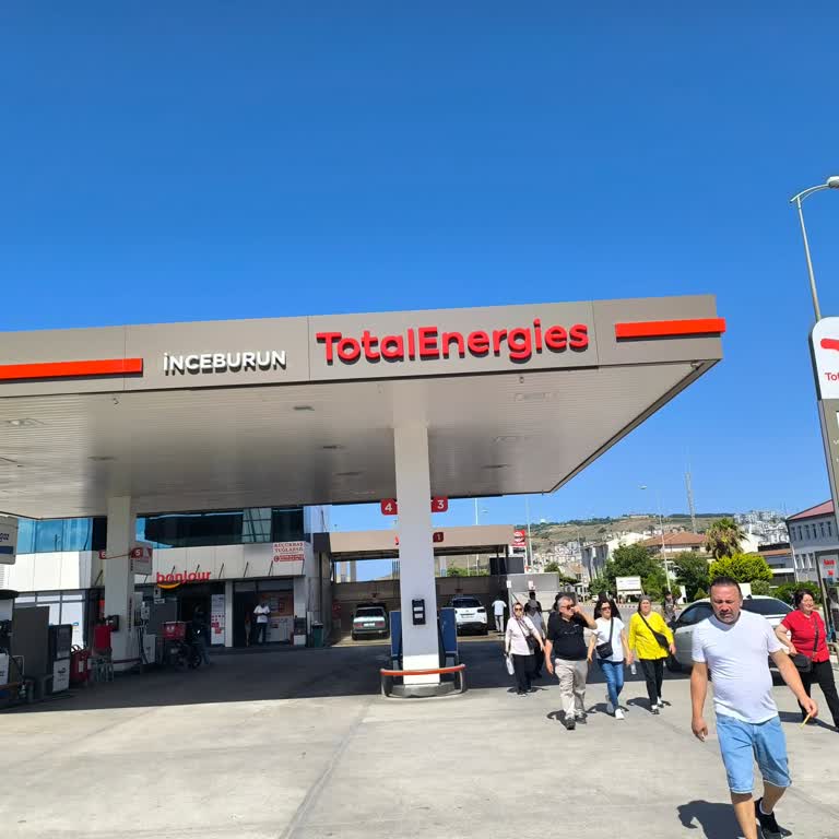 Total Energies İstasyonunda Çocuklu Aileye Yönelik Şiddetli Saygısızlık Ve Yaralanma
