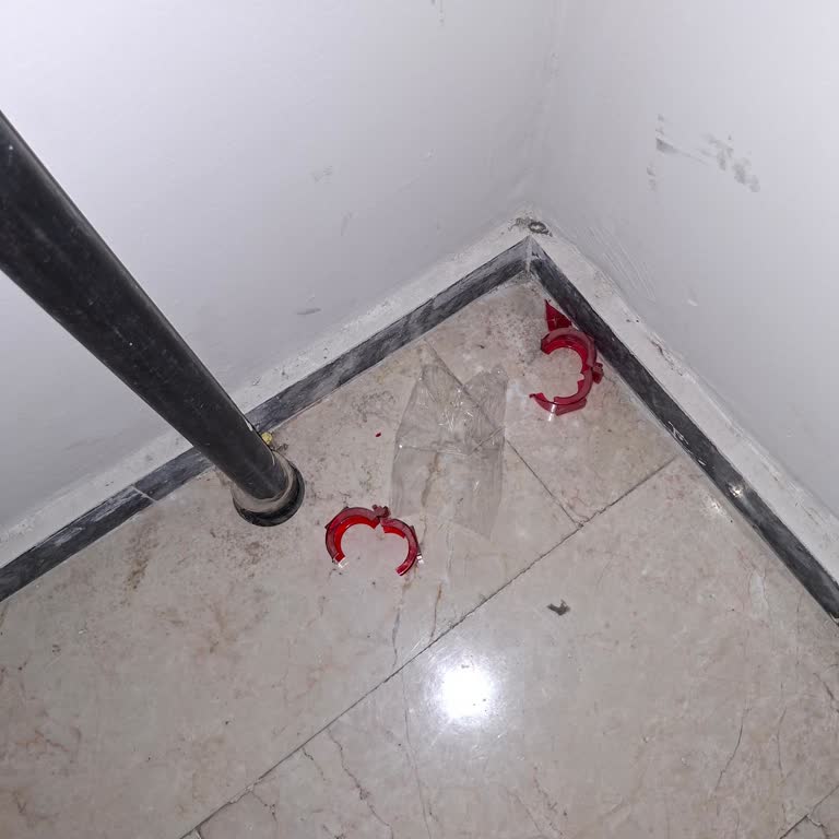 Enerya Ekipleri Çalışma Sonrası Atıkları Toplamadı