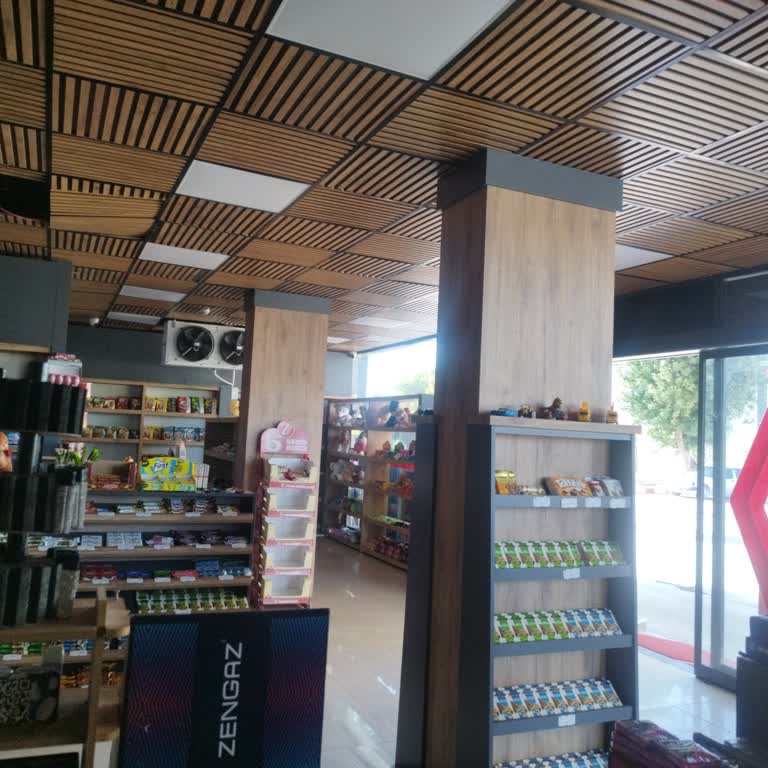 Akdeniz Elektrik'in Sürekli Kesintileri Konyaaltı Mahallesindeki Marketimi Felç Ediyor