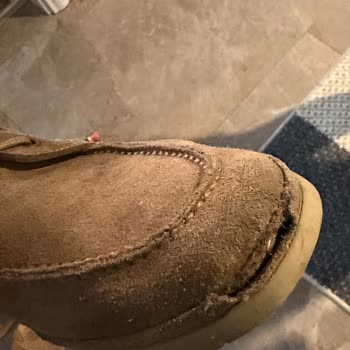 Ayakkabının Ön Kısmı Kısa Sürede Yırtıldı, Derimod İade Talebimi Müşteri Kaynağı İddiasıyla Reddetti