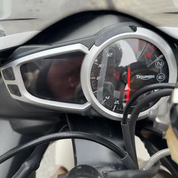 Motosiklet Bakım Randevusunda Gecikme Ve Gösterge Ekranı Lekesi Sorunu