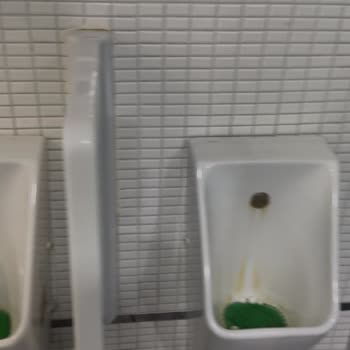 Serik Ay760 İstasyonunda Hijyen Sorunu Ve Personel İlgisizliği