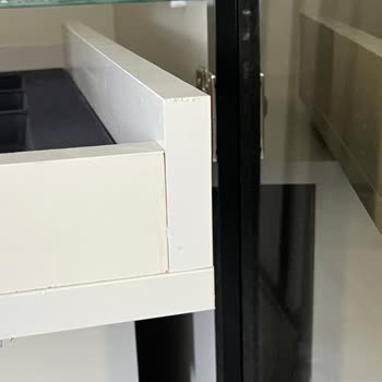 Teslimat Süresi Aşımı Ve Hasarlı Mobilya Şikayeti