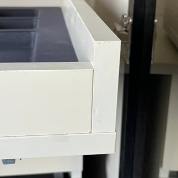 Teslimat Süresi Aşımı Ve Hasarlı Mobilya Şikayeti