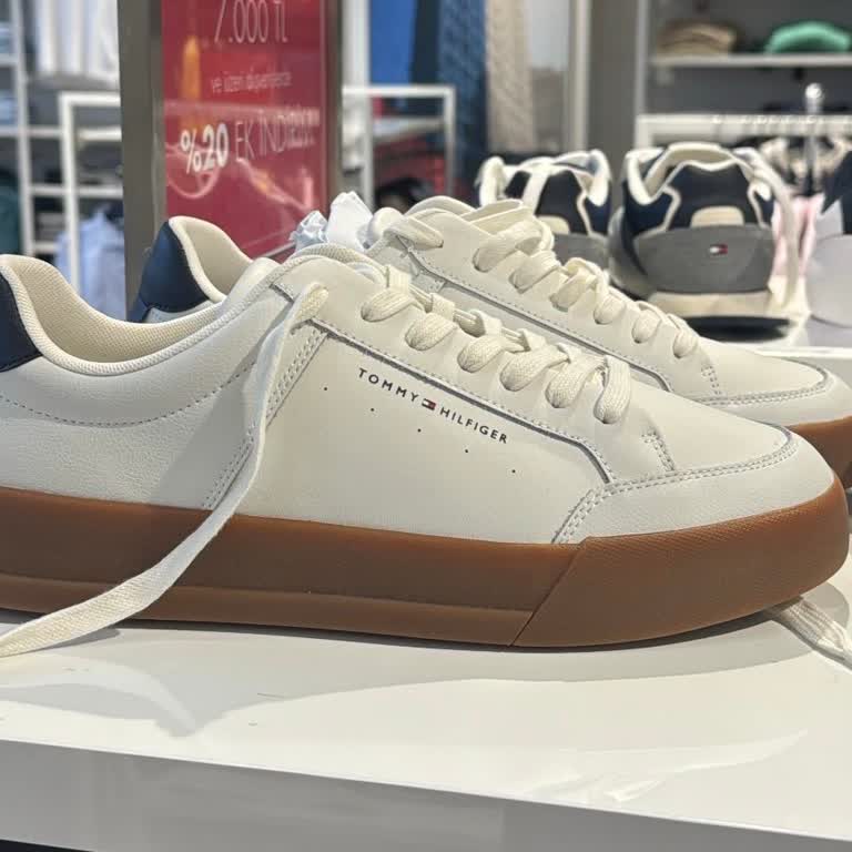 Etiket Fiyatı 2700 TL, Kasada 5700 TL: Çelişki Kabul Edilmedi