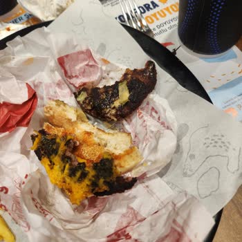Yanık Ve Kalitesiz Hamburger İçin Telafi Talebi