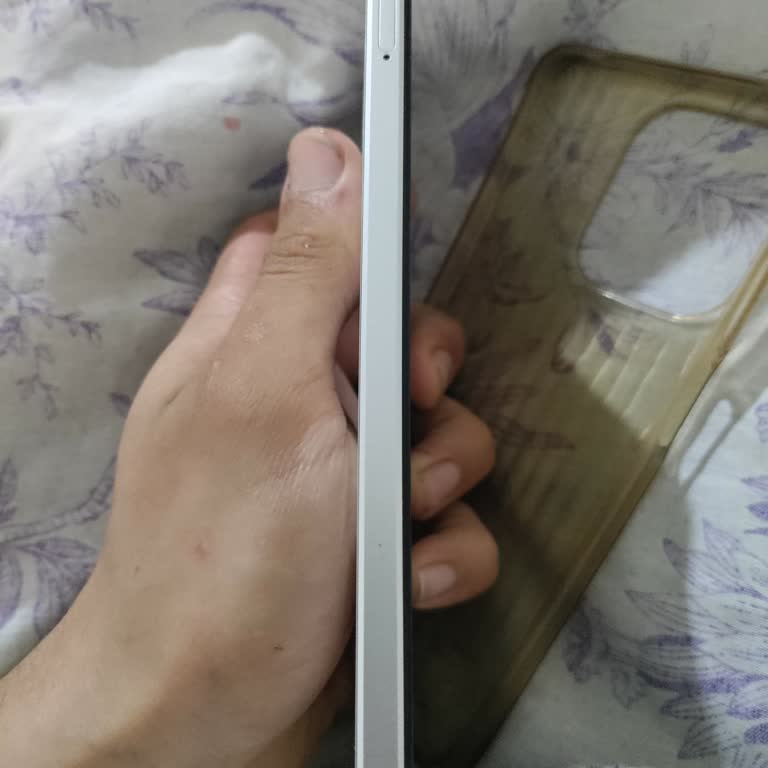 Oppo CPH2669 Telefonunda Gövde Eğilmesi Ve Güven Kaybı