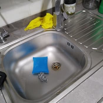 Yeni Evye Kaynağından Gelen Şiddetli Koku