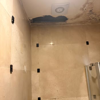 Bakımsız Oda, Su Sızıntısı Ve Belirsiz İade Süreci