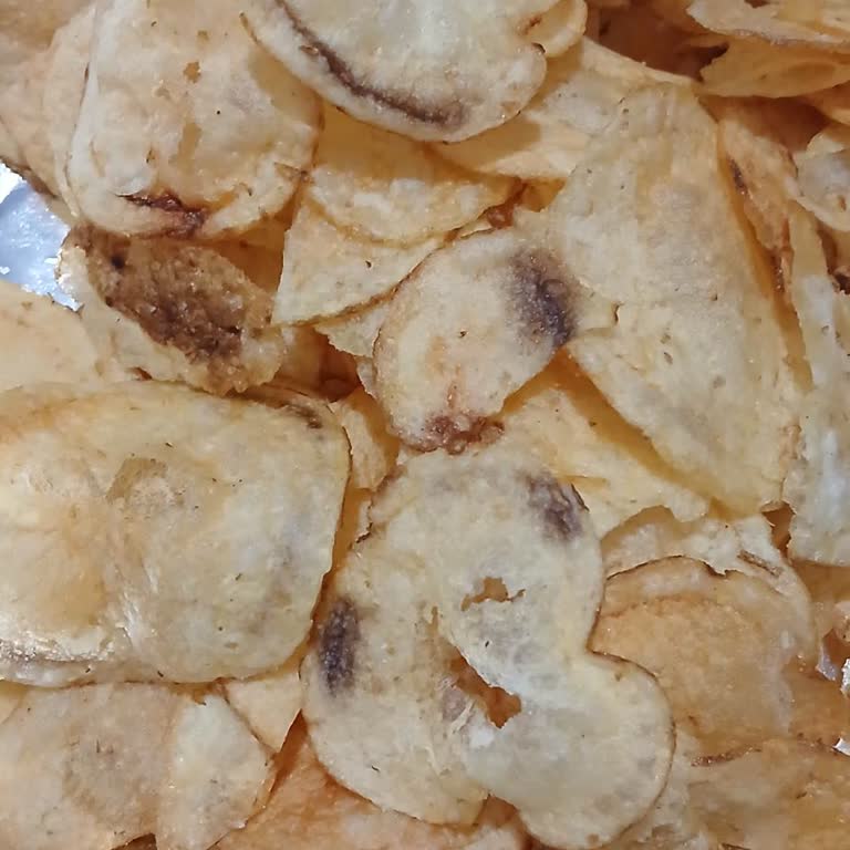 Şok Market Buca Şubesinde Bozuk Sade Amigo Cips Paketi