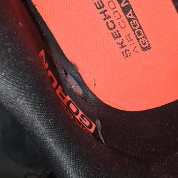 Skechers Ayakkabısındaki İç Astar Yırtılması Ve Topuk Vurması Nedeniyle Yaşadığım Mağduriyet