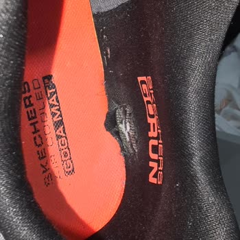 Skechers Ayakkabısındaki İç Astar Yırtılması Ve Topuk Vurması Nedeniyle Yaşadığım Mağduriyet