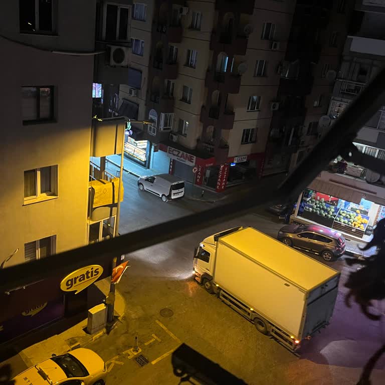 Gece Yarısı Sevkiyatları Mahallenin Uyku Hakkını İhlal Ediyor