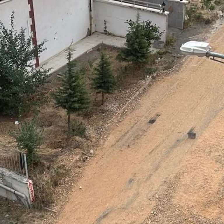 Keçiören Yükseltepe Sokakta Asfalt Çalışması Nedeniyle Şiddetli Toz Ve Sağlık Sorunu