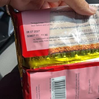 Ülker Susamlı Çubuk Krakerinde Bayat Ve Lezzetsiz Ürün
