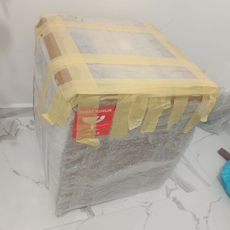 Geçersiz İade Kodu Nedeniyle Mini Buzdolabı İadesi Kilitlendi