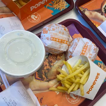 Popeyes’te Orta Boy Patates Yetersizliği